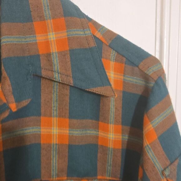 Vibrant Orange and Green Casual Button Down Shirt 1970s - Picture 7 of 9